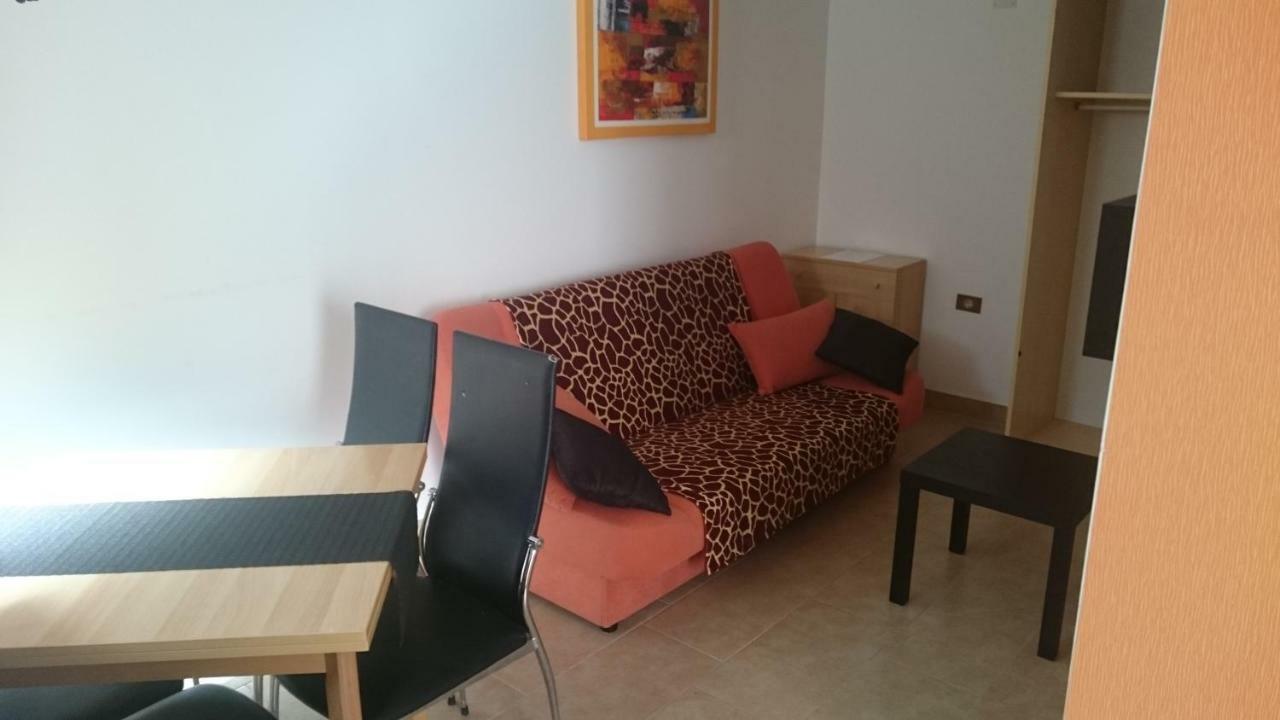 אומאג Apartment Sara מראה חיצוני תמונה